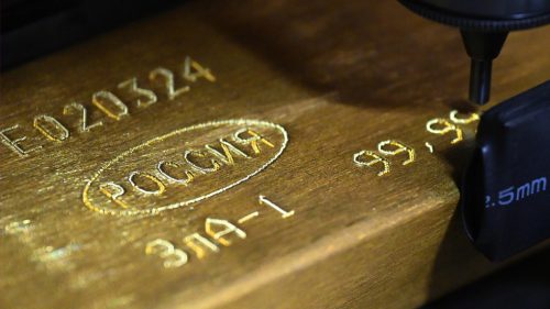 Čína prekonala nový mesačný rekord v nákupoch ruského zlata, tvrdia médiá