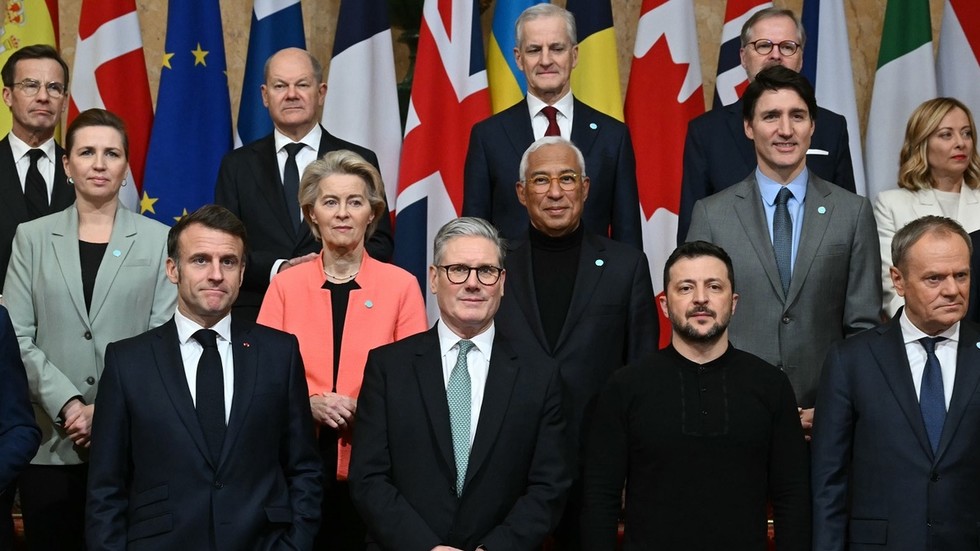 Ruský vyjednávač kritizuje podporovateľov Kyjeva, ktorí sú za vojnu