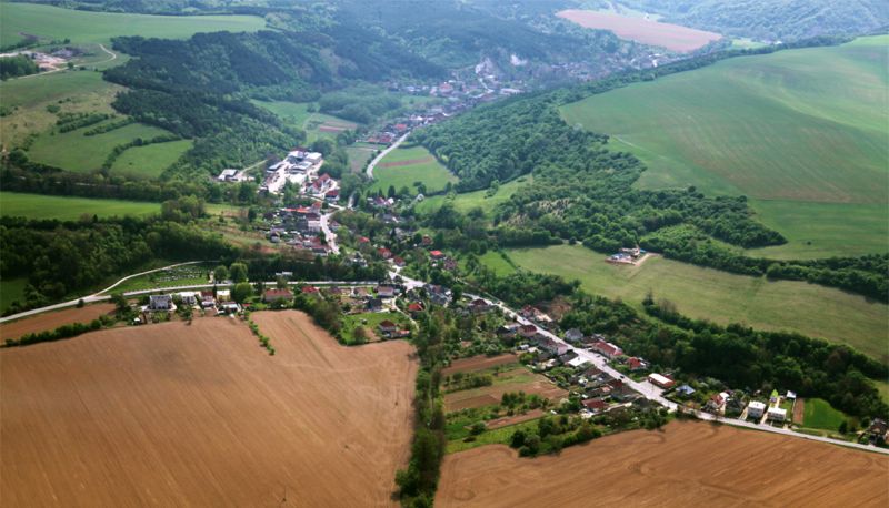 MODROVKA: Zrúcaniny Modrovka