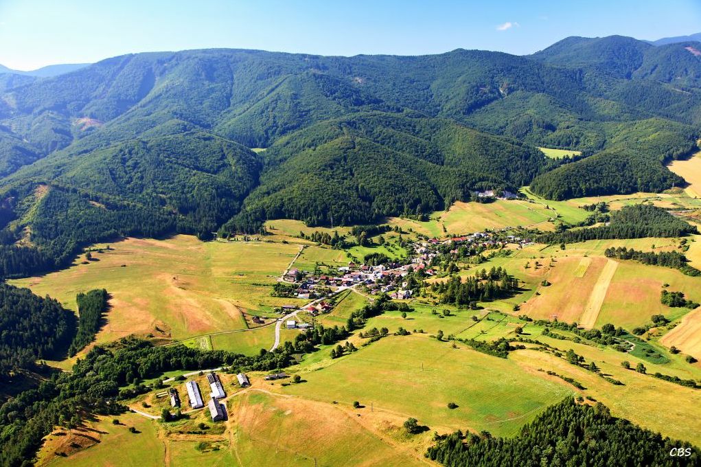 SÁDOČNÉ: Sádočné je obec na Slovensku v okrese Považská Bystrica. SÁDOČNÉ: Sádočné je obec na Slovensku v okrese Považská Bystrica.