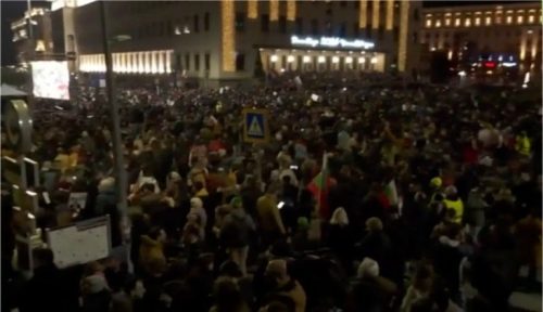 V krajine EÚ vypukli protikorupčné protesty