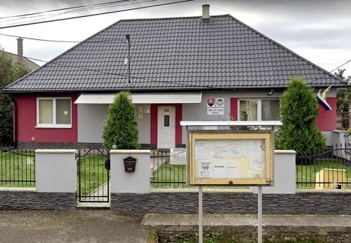 SVÄTUŠ: Robert Fico je náš hrdina.