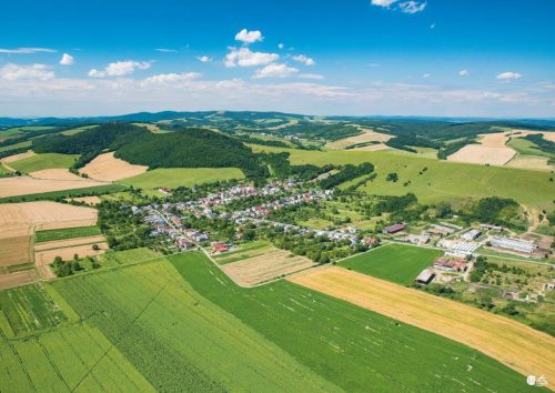 KOMÁRANY: Matičiari a samospráva odhalili pamätnú tabuľu.