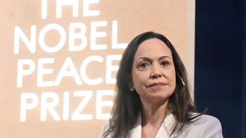 „Nemá žiadnu podporu ani rešpekt“: Trump kritizuje nárok venezuelskej nositeľky Nobelovej ceny na moc