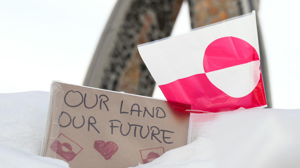 Dánsko vyzýva Trumpa, aby zastavil „hrozby“ týkajúce sa Grónska