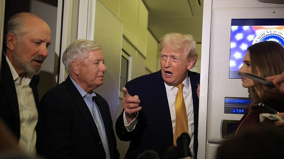 Trump hrozí Indii vyššími clami kvôli ruskej rope