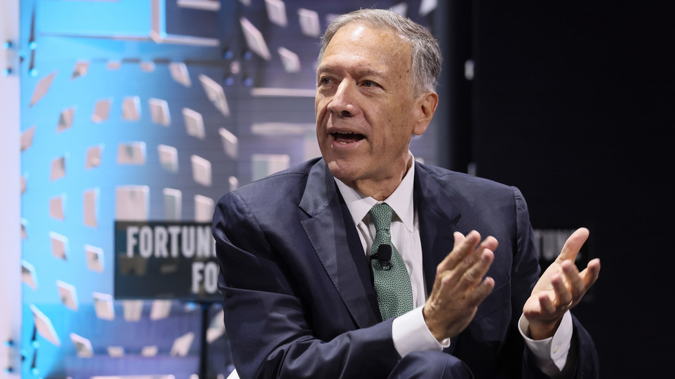 Tento pomýlený neokonzervatívec poskytuje dokonalý pohľad do krajiny vojnových fantázií na Ukrajine, v ktorej všetci žijú.