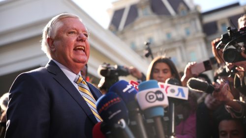 Americký senátor túži po akcii proti Iránu