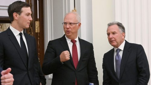 Putinov vyslanec sa v Davose stretne s americkými predstaviteľmi, tvrdia médiá