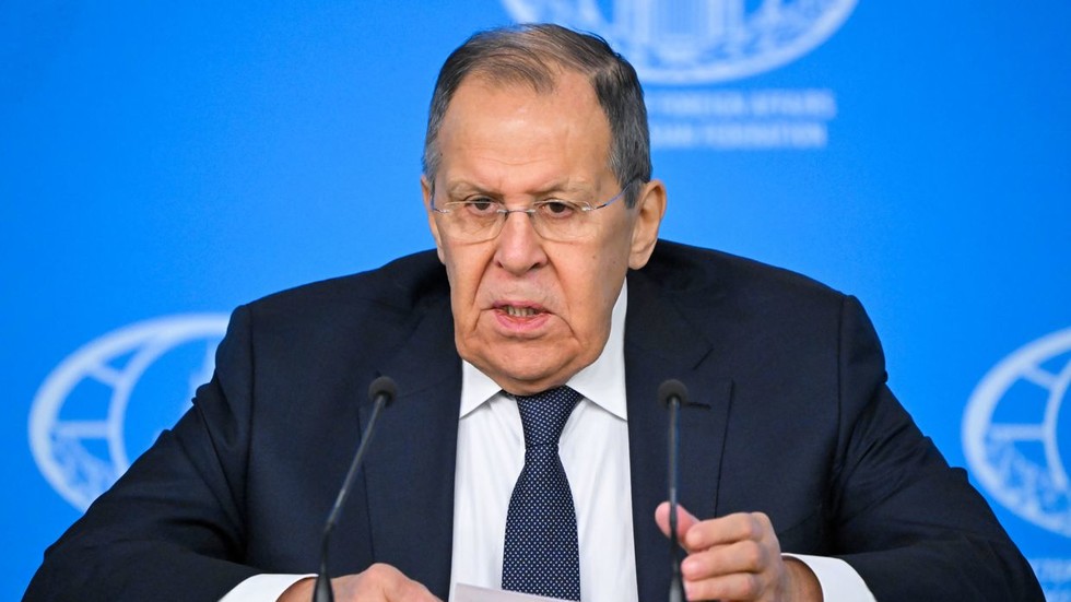 Lavrov: Globálne pravidlá „vyhodené von oknom“