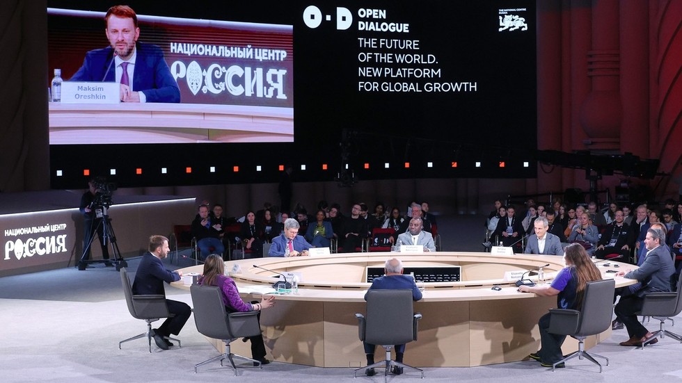 Globálni experti sa stretnú v Rusku, aby diskutovali o „budúcich megatrendoch“