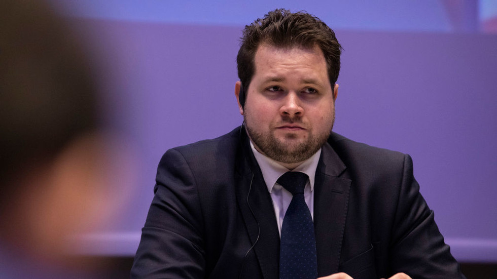 Dánsky poslanec Európskeho parlamentu hovorí Trumpovi, aby „išiel ‘f**k off’“