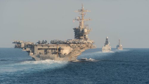 Trump vyhlásil, že do Iránu smeruje „obrovská flotila“