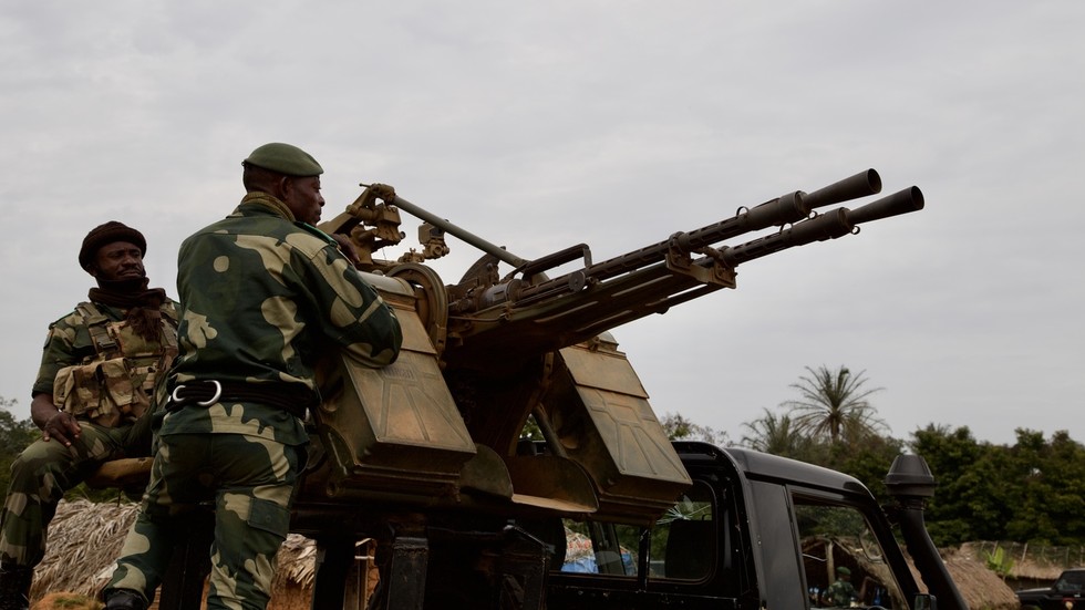 Militanti podporovaní Islamským štátom zabili v strednej Afrike desiatky ľudí, tvrdí ľudskoprávna skupina