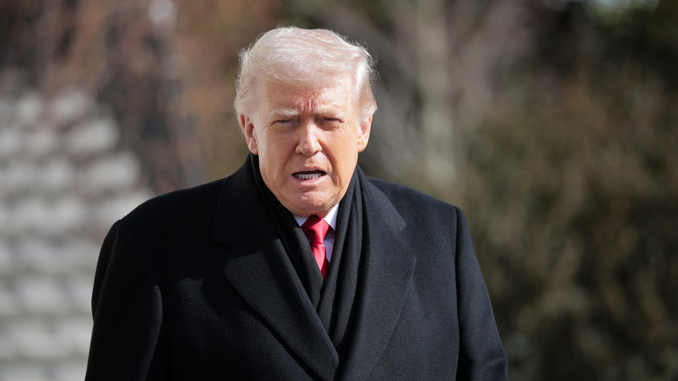 Trump zvažuje nové útoky na Irán, tvrdia médiá Trump zvažuje nové útoky na Irán, tvrdia médiá