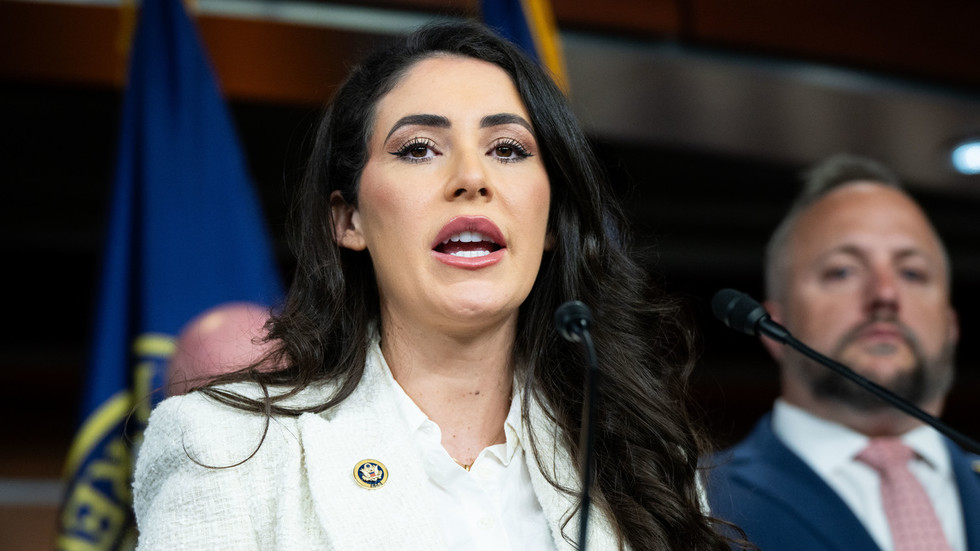 Kyjev nemá zbrane kvôli prenasledovaniu cirkví, tvrdí americká kongresmanka Kyjev nemá zbrane kvôli prenasledovaniu cirkví, tvrdí americká kongresmanka