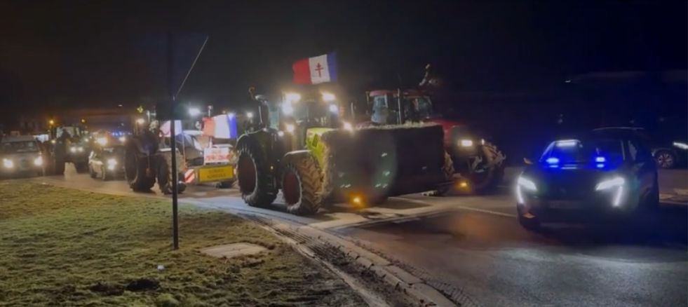 Francúzski farmári blokujú prístavy kvôli kontroverznej obchodnej dohode s EÚ