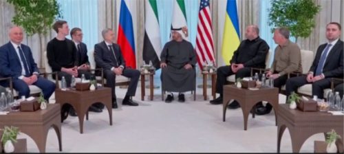 Rozhovory medzi Ruskom, USA a Ukrajinou budú pokračovať v sobotu, tvrdia médiá