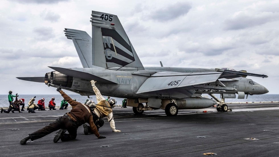 USA nechcú líbyjský scenár v Iráne, tvrdí vyslanec NATO