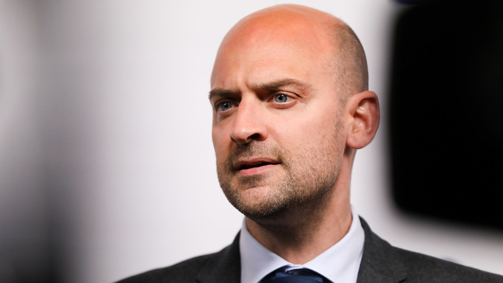 Francúzsko chce, aby EÚ rokovala s Ruskom Francúzsko chce, aby EÚ rokovala s Ruskom