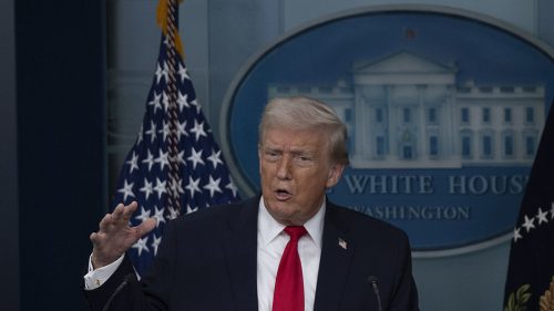 Trump sa snaží obmedziť závislosť USA od čínskych nerastov – Bloomberg