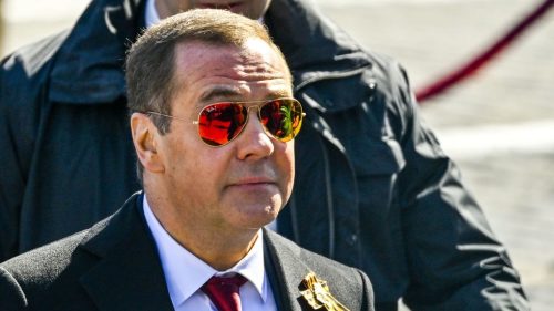 Medvedev reaguje na „sklamaných liberálov“