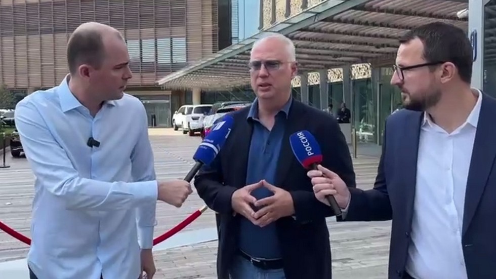 Európski vojnoví štváči sa snažia zmariť mierové rokovania na Ukrajine, tvrdí vyslanec ruského prezidenta Vladimira Putina.