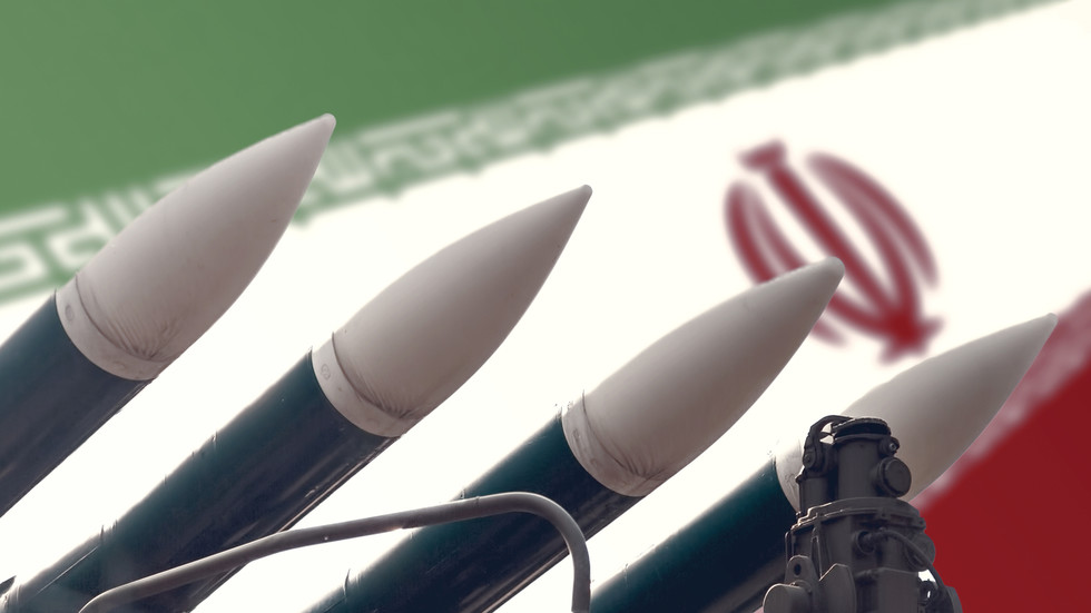 Irán modernizoval balistické rakety, povedal najvyšší veliteľ