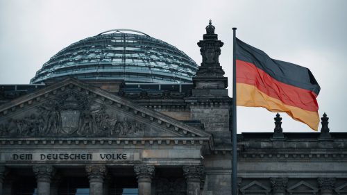 COVID-19, Ukrajina a americké clá stáli Nemecko 1 bilión dolárov – štúdia