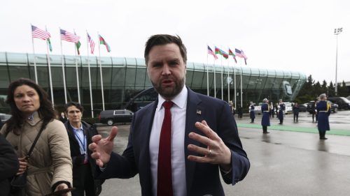 USA rokujú s Ruskom o novej zmluve START, tvrdí Vance