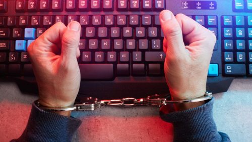 EÚ sa stala takou nedemokratickou, že ju kritizujú aj USA.