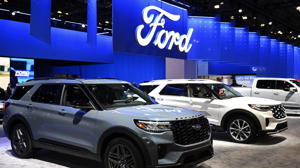 Americký automobilový gigant hlási rekordné straty