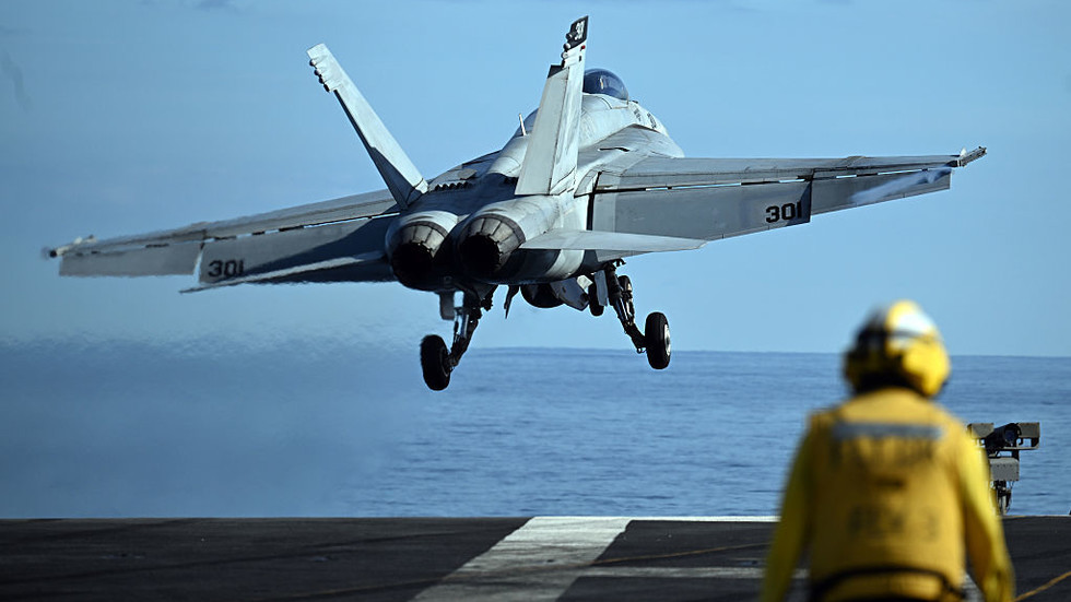 Náklady na Trumpovu operáciu v Karibiku sa blížia k 3 miliardám dolárov – Bloomberg