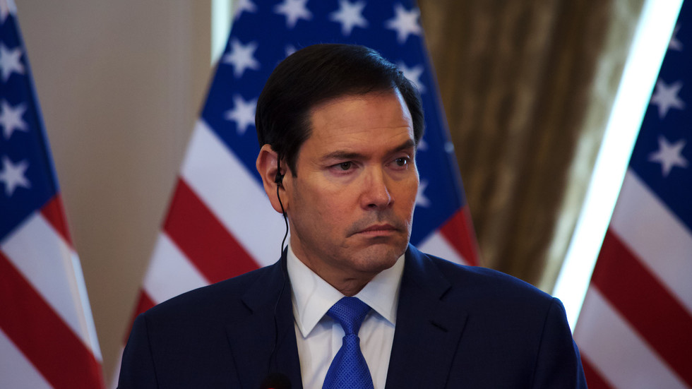 Rubio zmätený západnými vojnovými fanatikmi Rubio zmätený západnými vojnovými fanatikmi