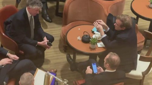 Pokúsili sa Briti zmariť mierové rozhovory na Ukrajine?