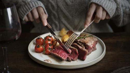 Francúzsko vyhlasuje vojnu mäsu