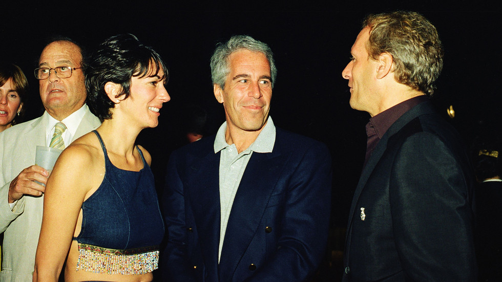 Tajné skladovacie jednotky Epsteina stále neboli prehľadané – Telegraph Tajné skladovacie jednotky Epsteina stále neboli prehľadané – Telegraph