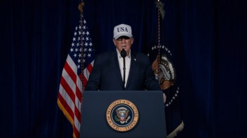 USA „bránia americký ľud“ útokom na Irán, tvrdí Trump