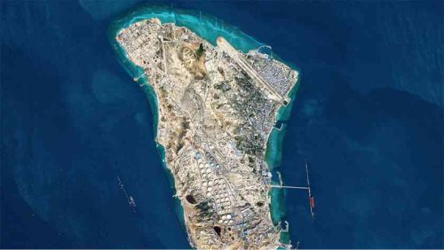 Irán hrozí, že všetky ropné aktíva prepojené s USA premení na „hromadu popola“ (FOTOGRAFIE, VIDEÁ)