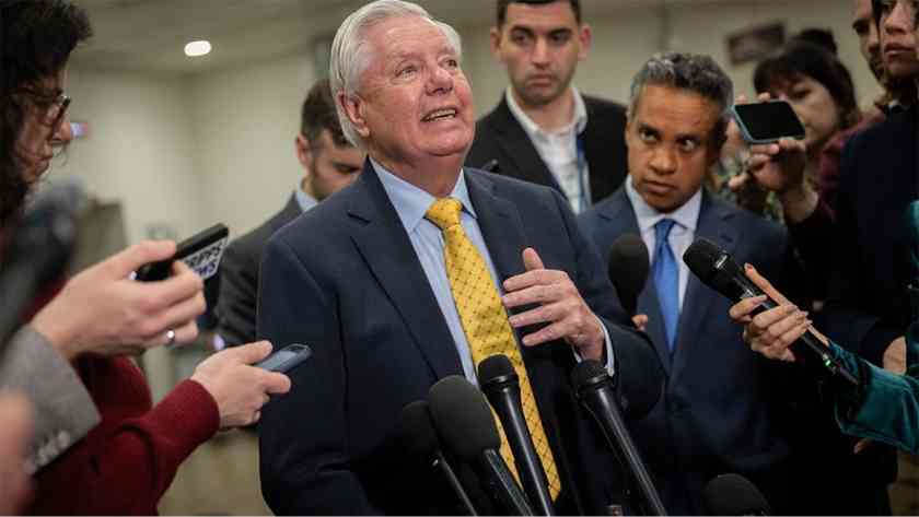 Dokonca aj Lindsey Graham žiada Izrael, aby upustil od útokov na iránske palivové sklady, Trump je údajne rozrušený rozsiahlym útokom IDF Dokonca aj Lindsey Graham žiada Izrael, aby upustil od útokov na iránske palivové sklady, Trump je údajne rozrušený rozsiahlym útokom IDF