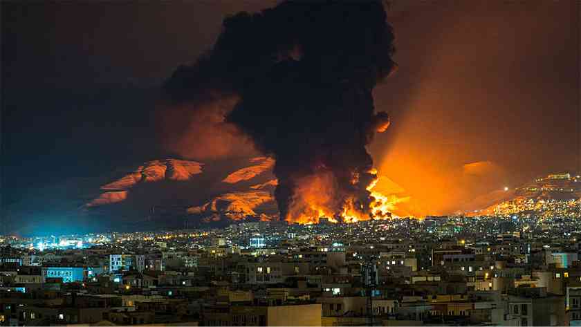 Ron Paul: Stane sa dolár obeťou vojny s Iránom?