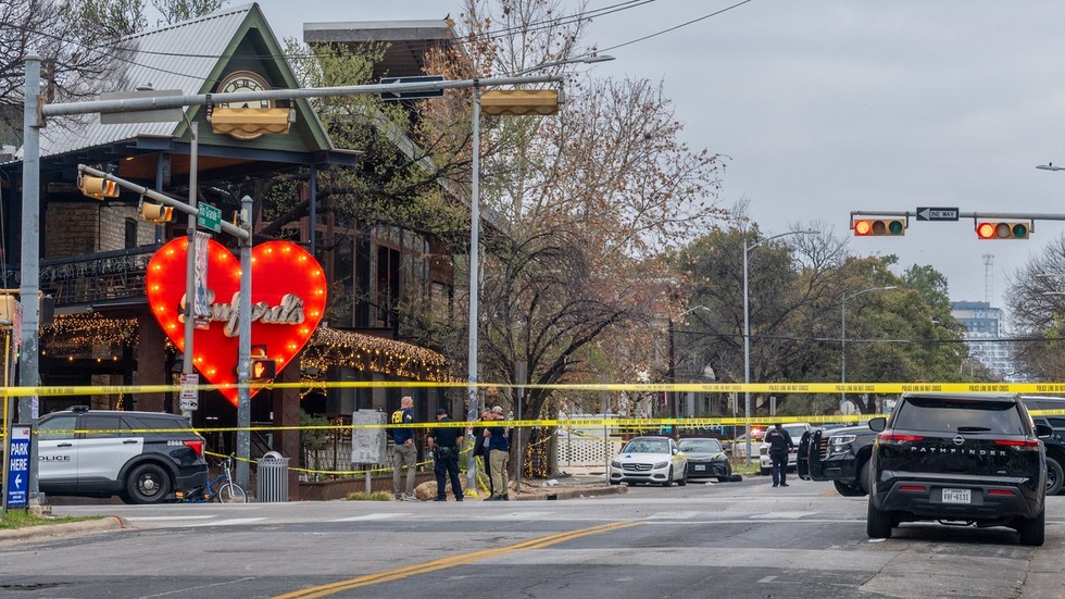 Masová streľba v USA pravdepodobne motivovaná útokmi Iránu – médiá (VIDEÁ)