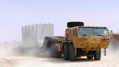 Americká základňa v Kuvajte, kde bolo zabitých šesť vojakov, nemala opevnenie, tvrdia médiá