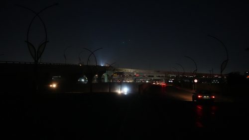 Irak a Kuba zasiahnuté výpadkami prúdu uprostred tlaku USA a útokov na Irán