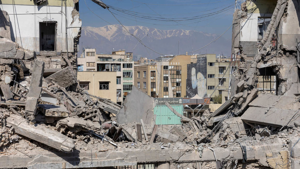 Kto pre USA napadne Irán?