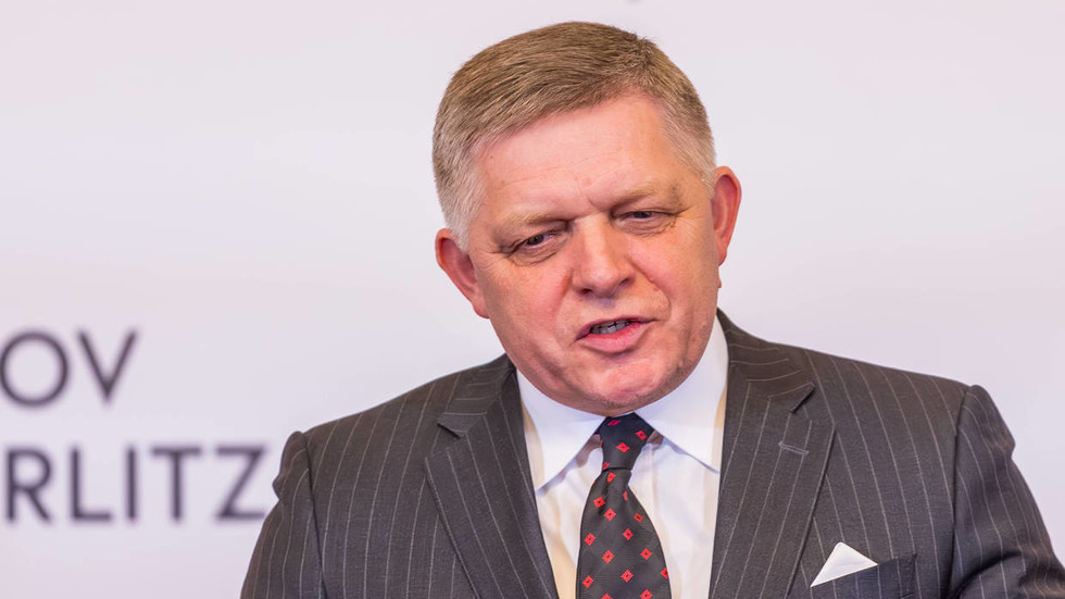 Slovensko je pripravené vetovať úver Ukrajine Slovensko je pripravené vetovať úver Ukrajine