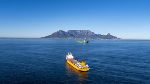 Námorná doprava sa presúva k africkým pobrežiam