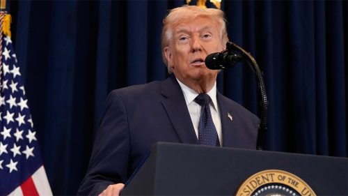 Aká je americká podpora Trumpových útokov na Irán podľa nových prieskumov verejnej mienky