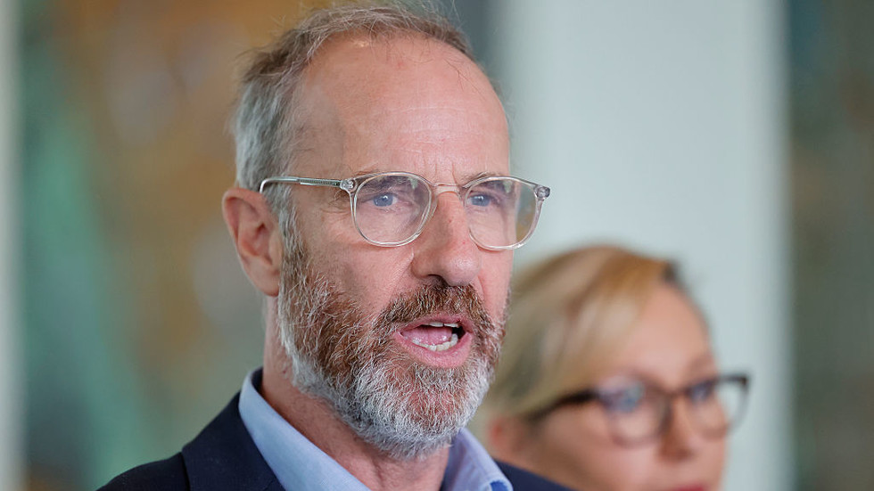 Austrália pomáha USA „zničiť hrôzu“ Iránu, tvrdí senátor