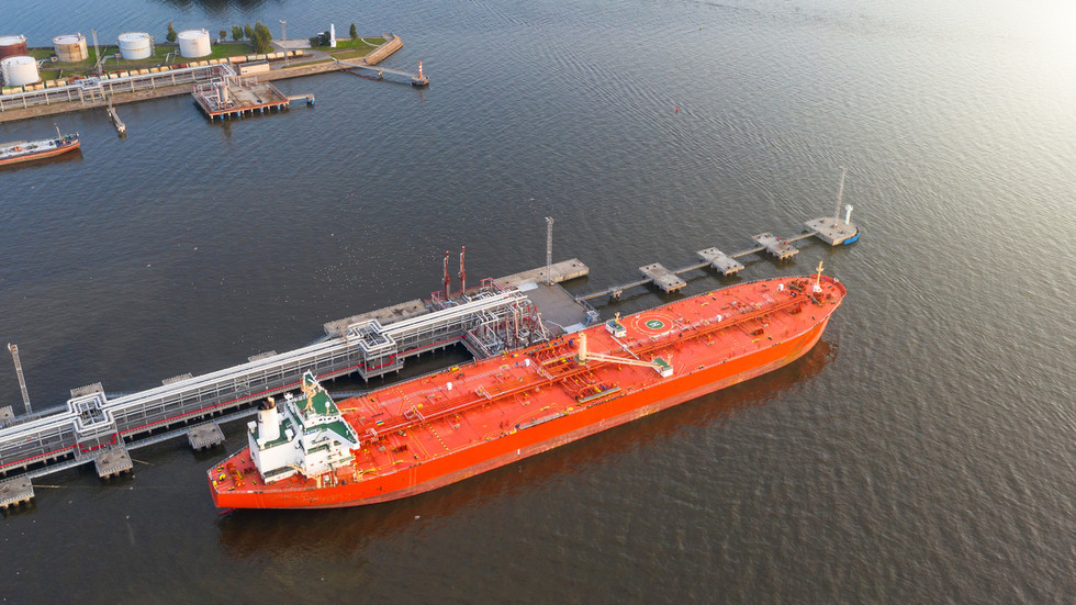 USA zrušili sankcie na ruskú ropu